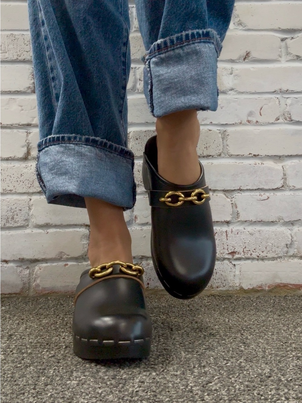 Saint Laurent Le Maillon Chain Clog